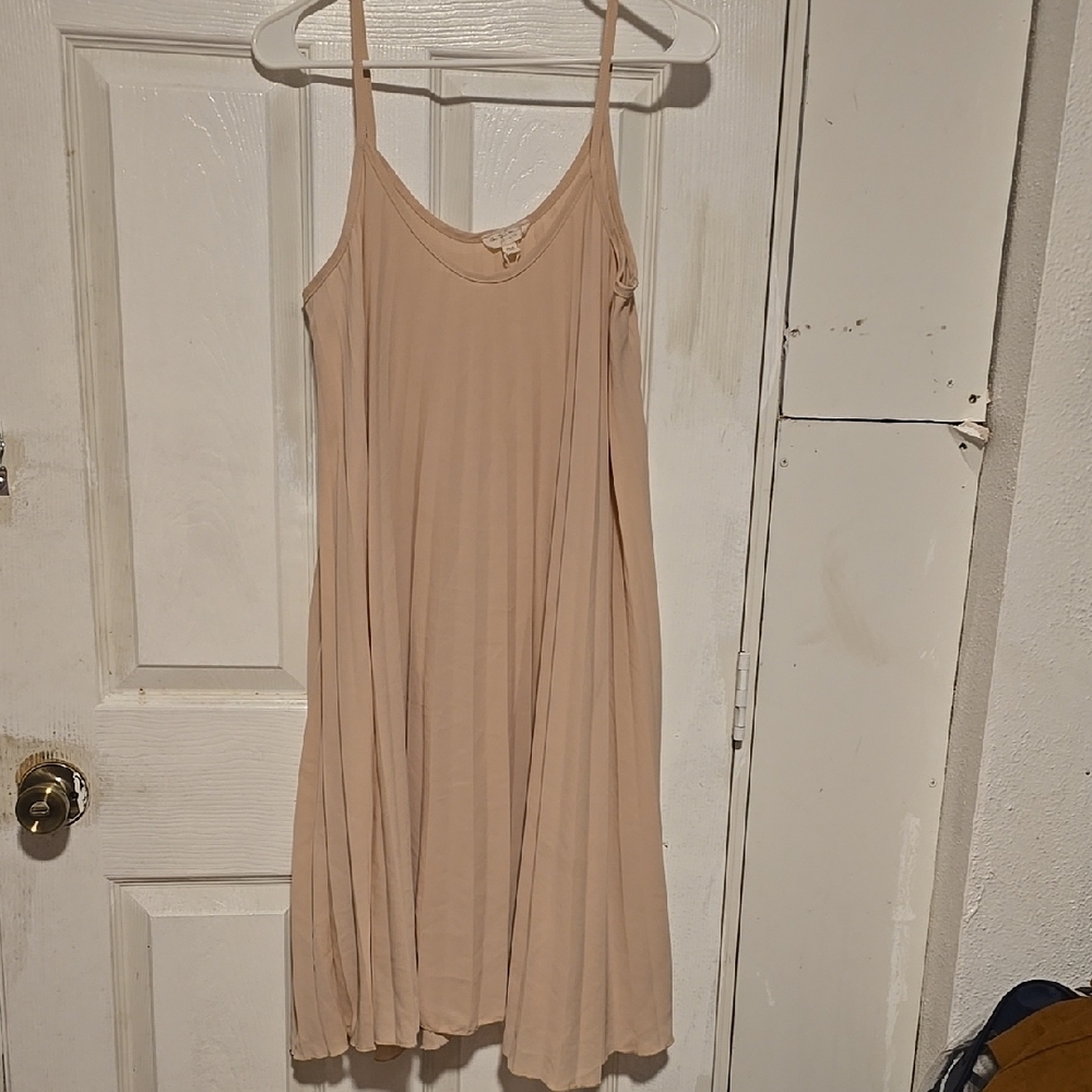 Elegant Beige Spaghetti Strap Dress